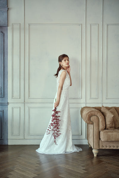 リーフ刺繍 Vネック スレンダードレス(W275)