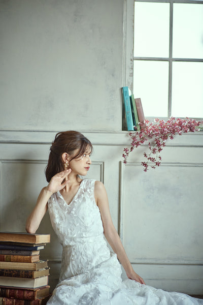 リーフ刺繍 Vネック スレンダードレス(W275)