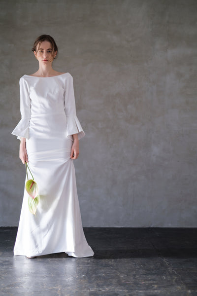 アンブレラスリーブ バックVドレス(W250)