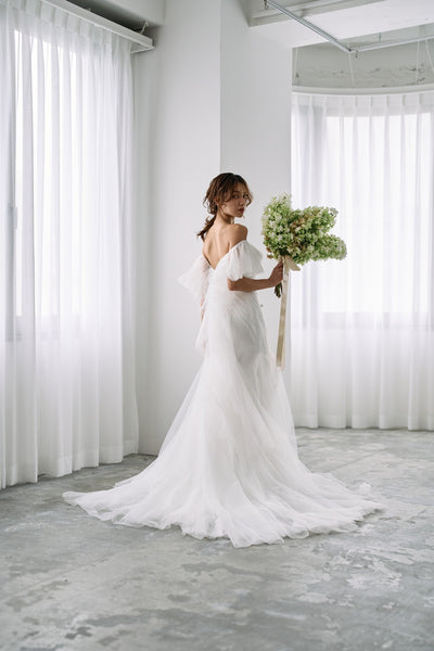 チュール バックフリル オフショルダードレス ホワイト(W325WH)