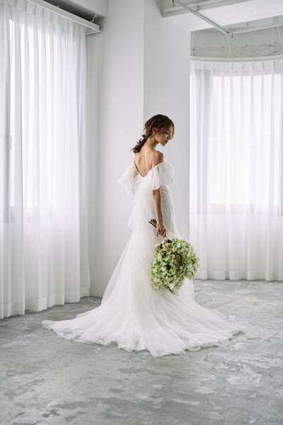 チュール バックフリル オフショルダードレス ホワイト(W325WH)