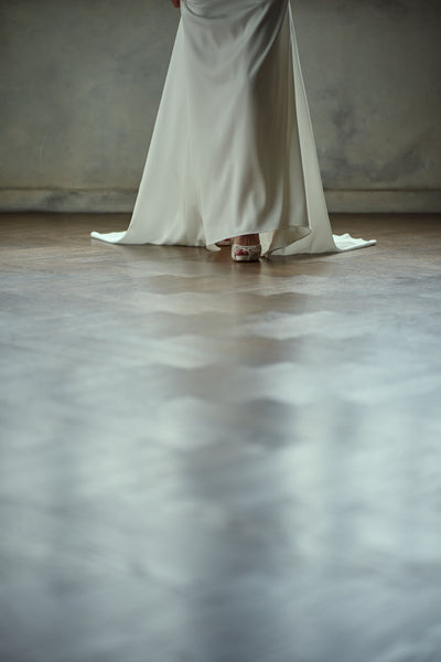 刺繍 Vネック ソフトマーメイドドレス(W280)