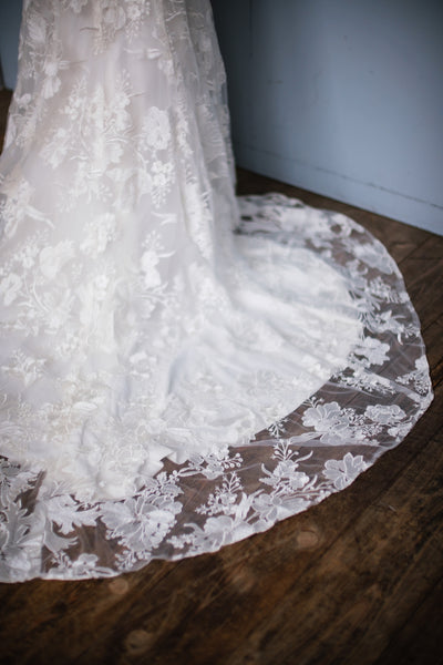 刺繍 総レース バックV ソフトマーメイドドレス(W255)