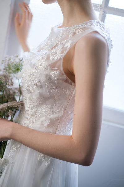 フラワーレース ノースリーブ チュールドレス(W238)