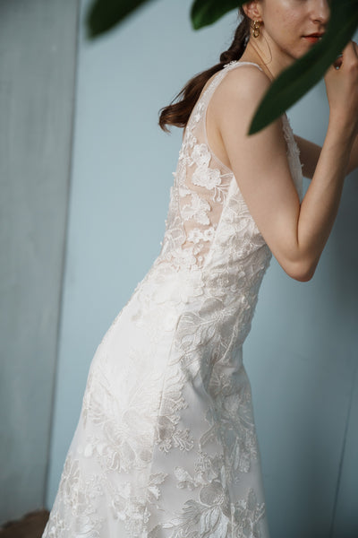 刺繍 総レース バックV ソフトマーメイドドレス(W255)