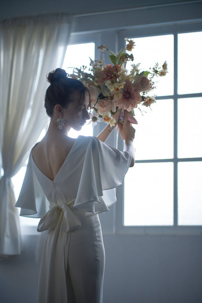 フレアスリーブ バックリボンドレス(W246)