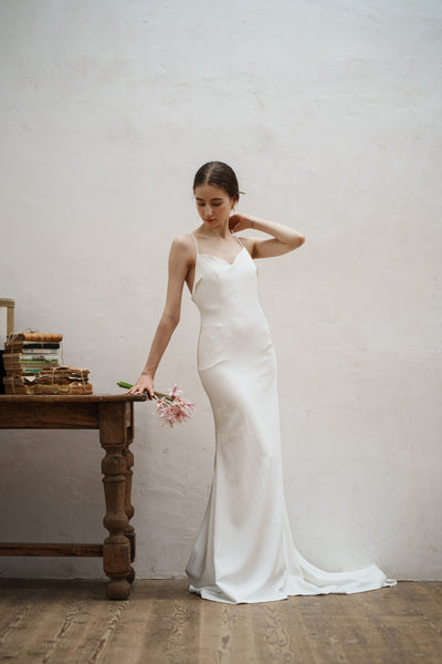 バッククロス キャミソールドレス(W261)