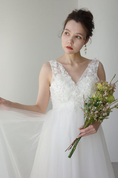 フラワーレース Vネック エンパイアラインドレス(W212)