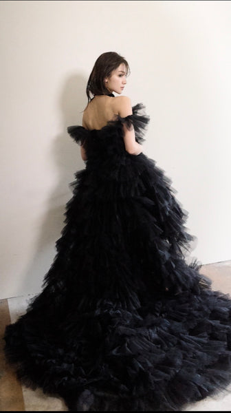 オフショルダー フリル ブラック ミニドレス(W362)