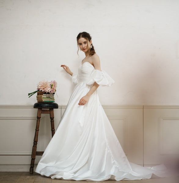 パフスリーブ ハートカット Aラインドレス(W257)