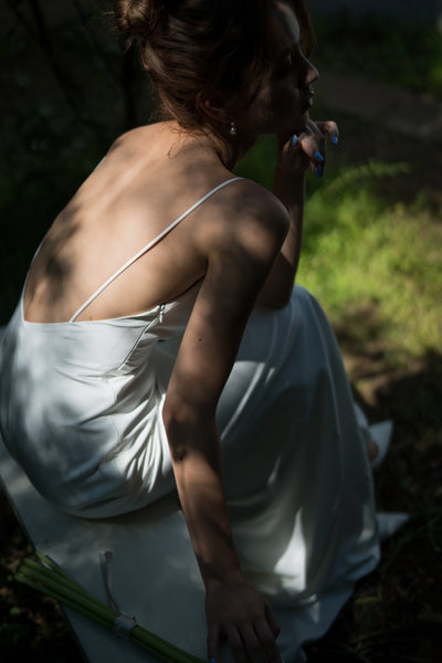 サテン ソフトマーメイド キャミソールドレス(W235)