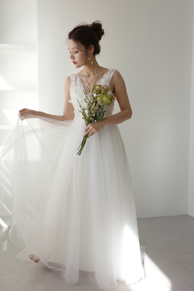 フラワーレース Vネック エンパイアラインドレス(W212)