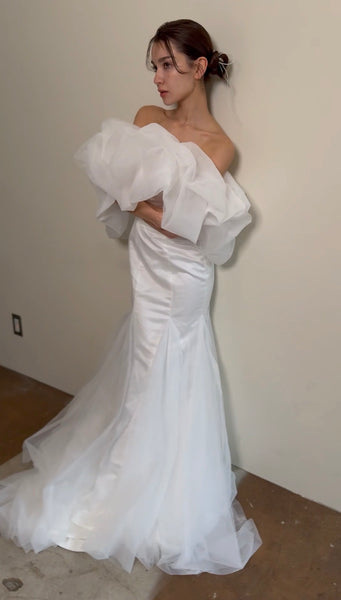 クラウドスリーブ オフショルダードレス(W365)