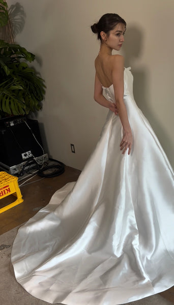 ミカド風サテン 刺繍 Aラインドレス(W353)