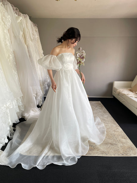 オフショルダー パフスリーブドレス(W307WH)