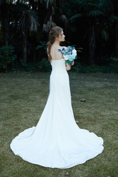 サテン ベアトップ ソフトマーメイドドレス(W205)