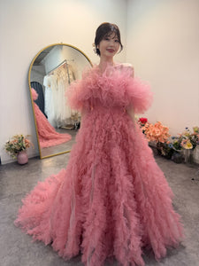 オフショルダー ボリューム フリルドレス ピンク（W368）