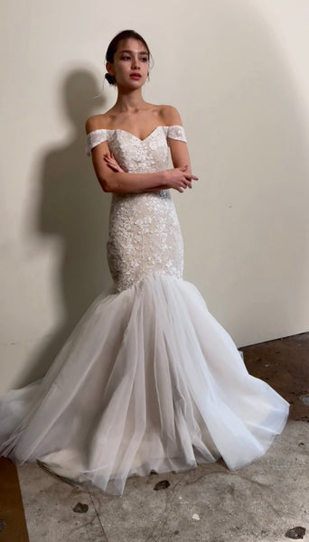 オフショルダー レース マーメイドドレス（W355）