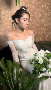 総レース ロングスリーブ オフショルダードレス（W352）