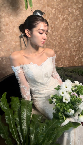 総レース ロングスリーブ オフショルダードレス（W352）