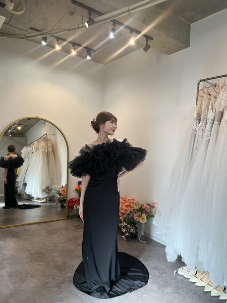 チュール オフショルダー ソフトマーメイドドレス（W372BK）